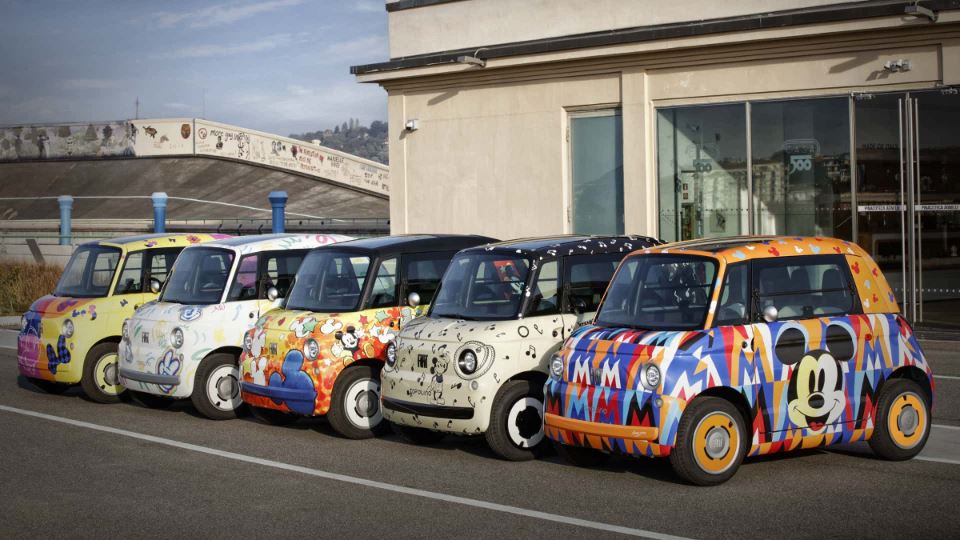 معرفی فیات توپولینو با تزئینات میکی موس